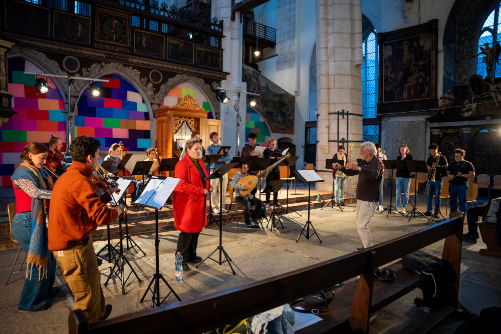 Ensembleprobe in der Katharinenkirche Lübeck, YTHM-Meisterkurse 2025, © Maximilian Busch